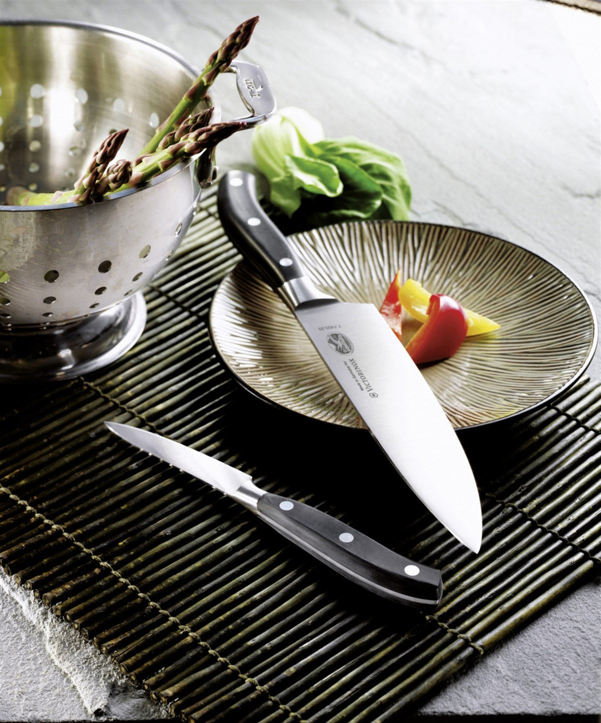 Victorinox Dövme Çelik Şef Bıçağı Vt 7.7403.15G