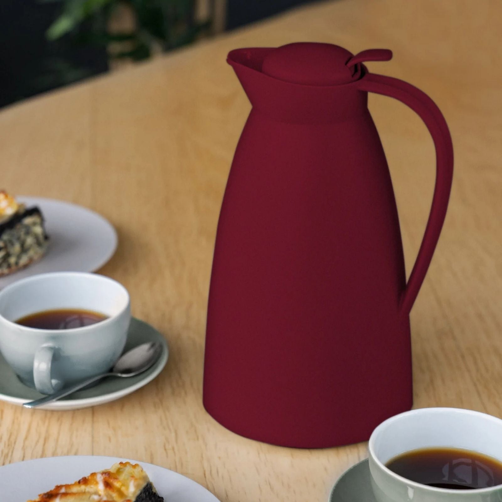 Alfi Eco Ruby Red Mat Karaf Termos 1 L